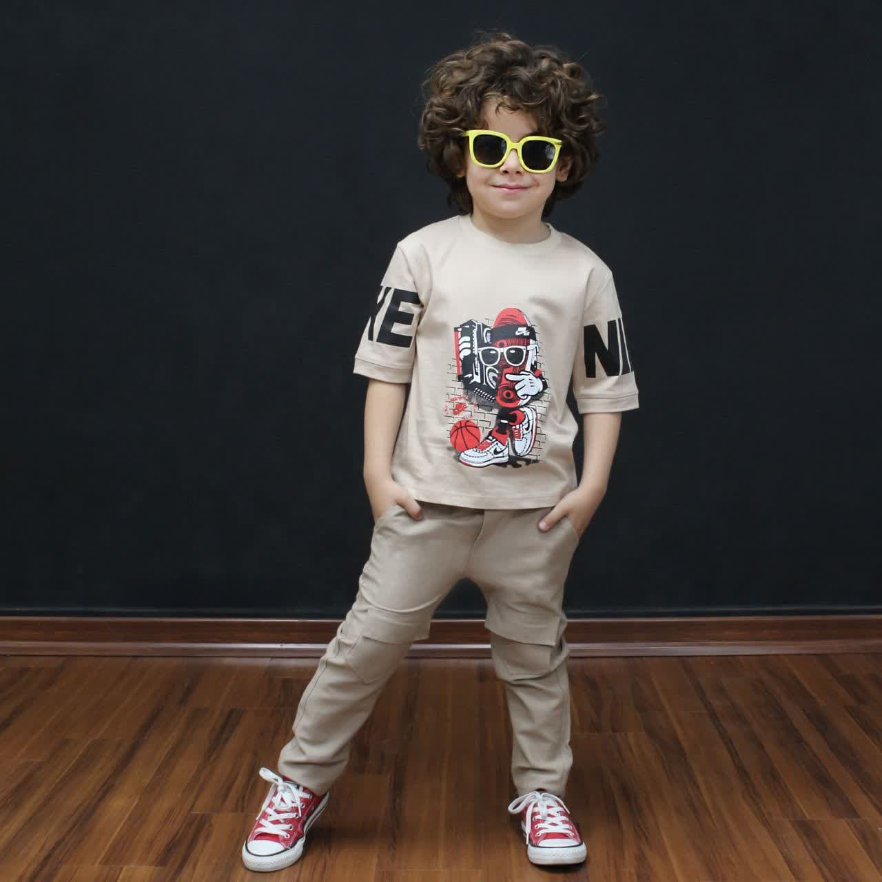 ست تیشرت و شلوار مام استایل پسرانه طرح پسر خلاق