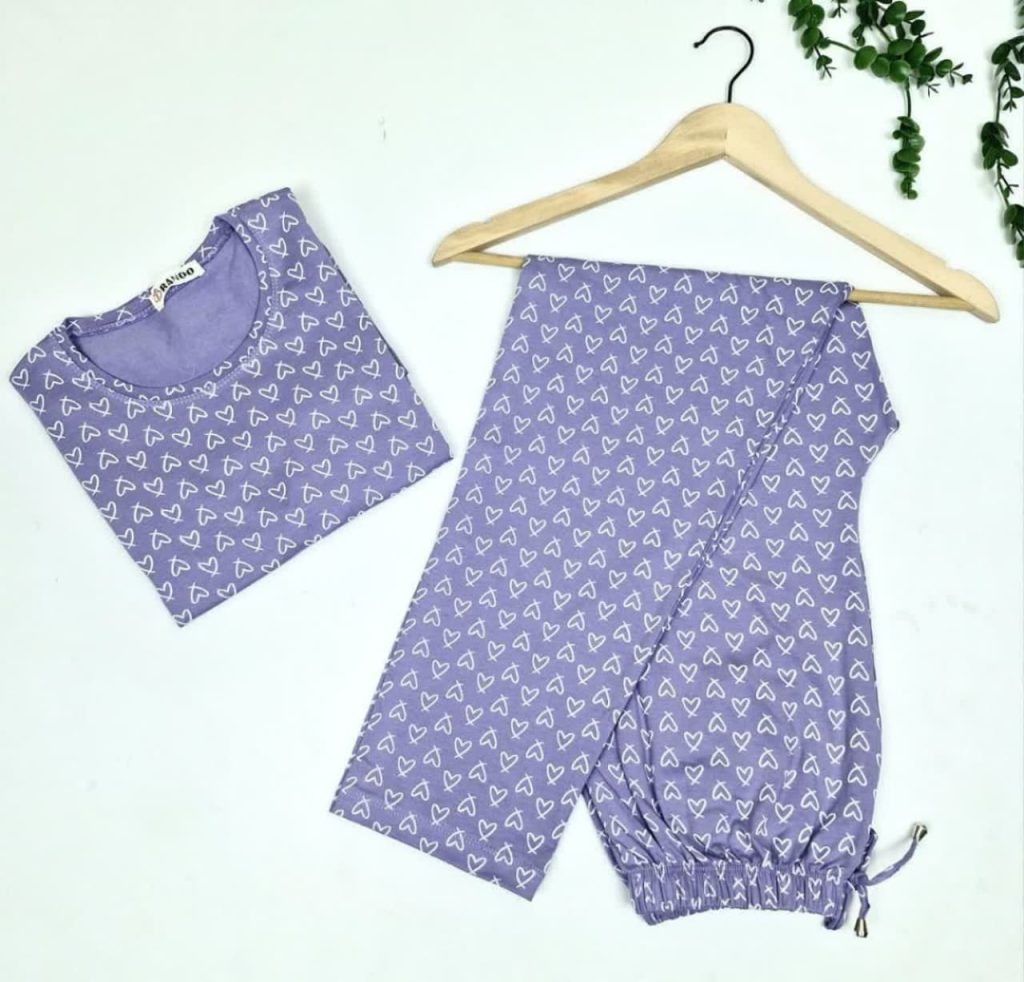 ست تیشرت و شلوار نخ پنبه قلب ویکتوریا